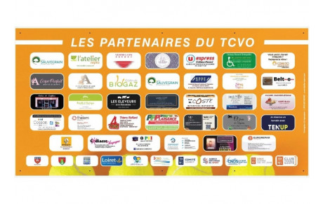 Bâche actualisée avec les sponsors 2026